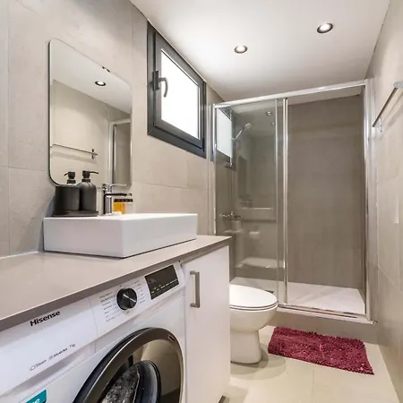 Finikoudes Marina View 102 شقة *
